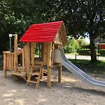 Foerdezauber - Ruhiges Mit Eingezaeuntem Garten Und Kamin Hébergement de vacances