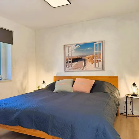 Foerdezauber - Ruhiges Mit Eingezaeuntem Garten Und Kamin Dom wakacyjny