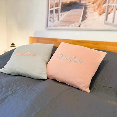 Foerdezauber - Ruhiges Mit Eingezaeuntem Garten Und Kamin