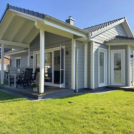 Foerdezauber - Ruhiges Mit Eingezaeuntem Garten Und Kamin Dom wakacyjny