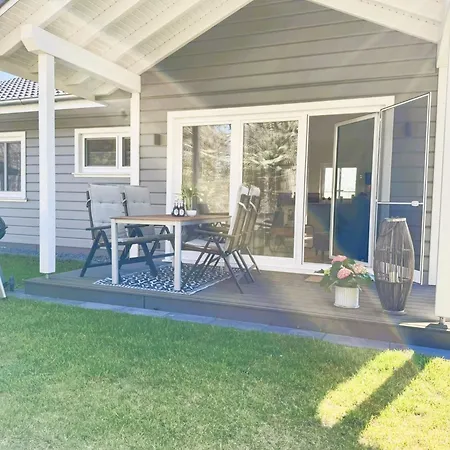 Foerdezauber - Ruhiges Mit Eingezaeuntem Garten Und Kamin بيت للعطل Grundhof