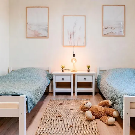 Foerdezauber - Ruhiges Mit Eingezaeuntem Garten Und Kamin بيت للعطل